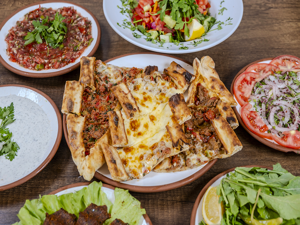 Adanadayım Karışık Pide